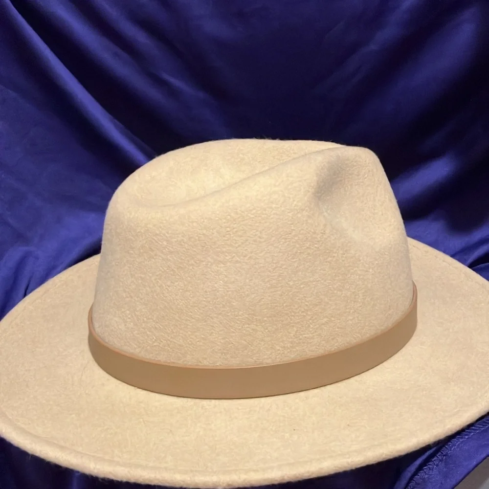 LOFT Hat - Picture 4 of 6